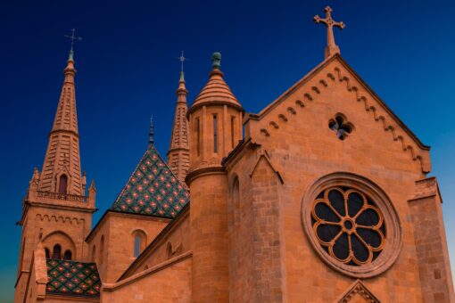 Investir en suisse : pourquoi le canton de neuchâtel attire les regards