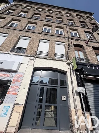 Façade de l'immeuble à Elbeuf