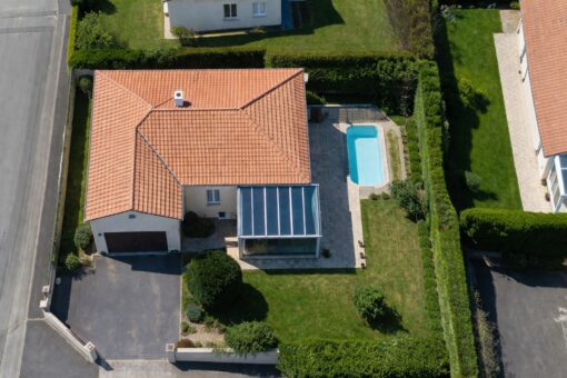 Pourquoi le fisc traque vos garages et vérandas en 2026 ?