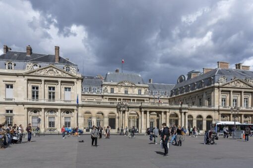 Location courte durée : les amendes taxe de séjour validées par le Conseil constitutionnel