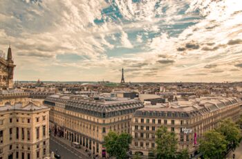 Investir dans les villes chics autour de Paris : quels atouts pour votre patrimoine ?